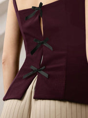 KNIT VEST WITH SQUARE NECKLINE, SPAGHETTI STRAPS, BOW ON BACK