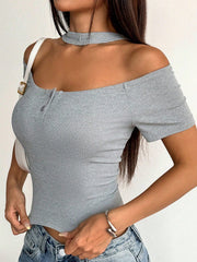 SLIM FIT HALF-OPEN SNAP BUTTON SHORT SLEEVE CROP TOP