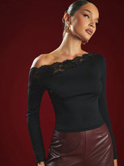 ASYMMETRICAL OFF-SHOULDER LACE BELL SLEEVE FITTED TOP