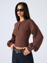 ROUND NECK DROP SHOULDER LONG SLEEVE FITTED CROPPED TOP