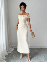 MAXI WITH DROPPED SHOULDERS AND RUFFLES