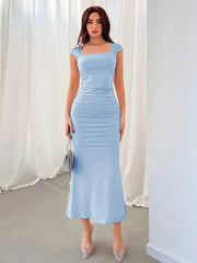 SOLID COLOR SIMPLE DAILY SQUARE NECKLINE DRESS