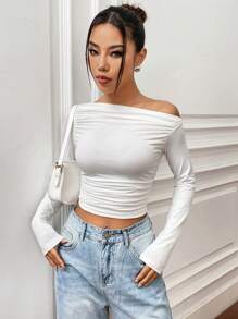 SOLID COLOR ASYMMETRIC COLLAR PLEATED CROPPED TOP