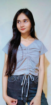 SOLID DRAWSTRING RUCHED TEE-GREY