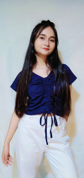 SOLID DRAWSTRING RUCHED TEE-NAVY