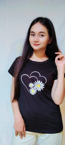 HEART AND FLORAL PRINT TEE-BLACK