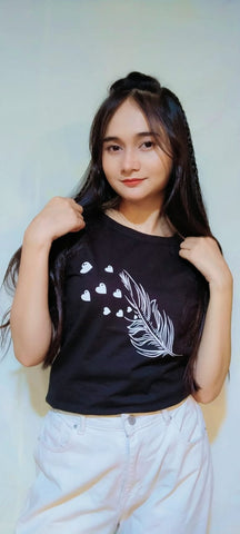 FEATHER AND HEART PRINT TEE-BLACK