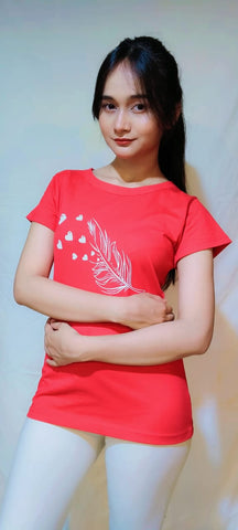 FEATHER AND HEART PRINT TEE-RED