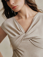 MODERN KNIT SLEEVELESS V-NECK TWIST FRONT FITTED TOP