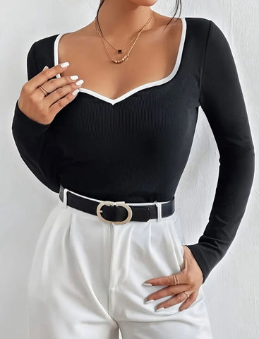 CONTRAST BINDING SWEETHEART NECK RIBBED KNIT TOP