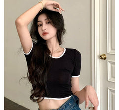 CONTRAST TRIM CROP TEE